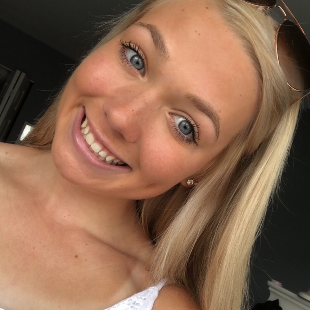 Meet your Posher, Leah